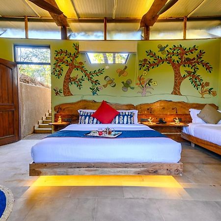 Kanha Jungle Camp 外观 照片