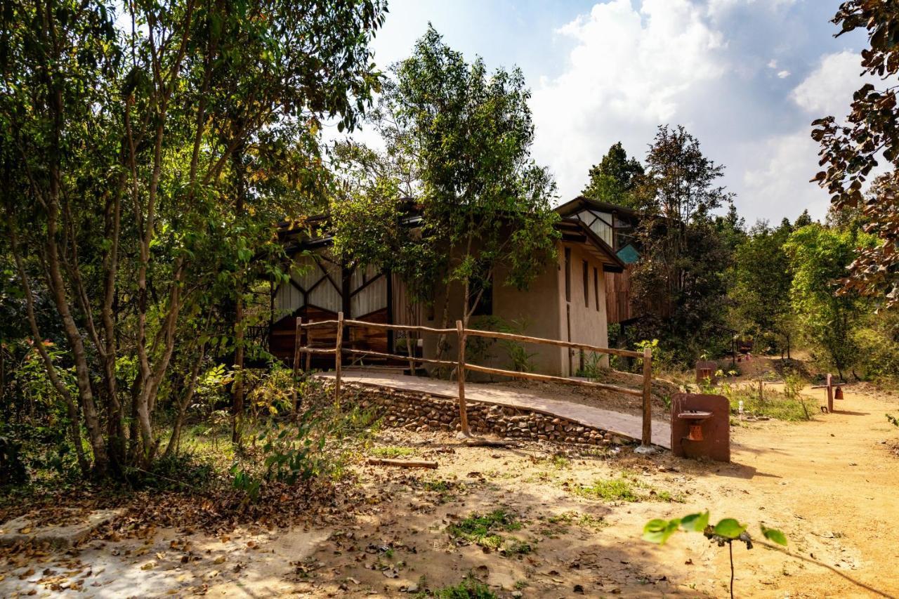 Kanha Jungle Camp 外观 照片